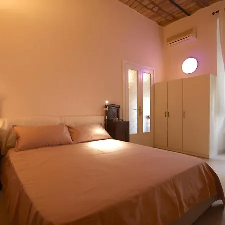 Manara House * Rome