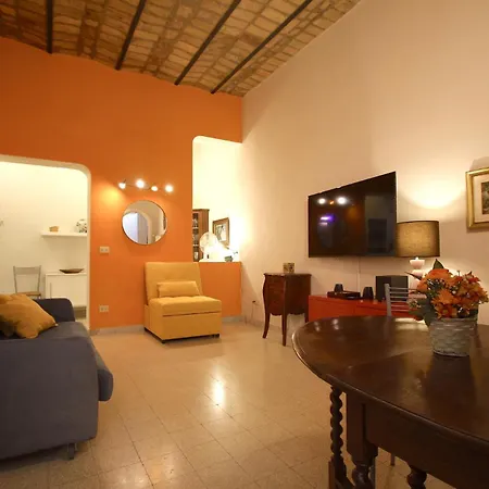 Manara House