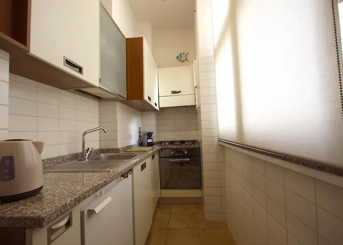 Apartment Manara House